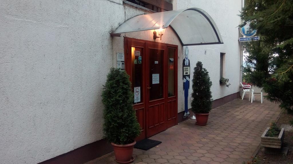 Monika Panzio Tata Exterior foto